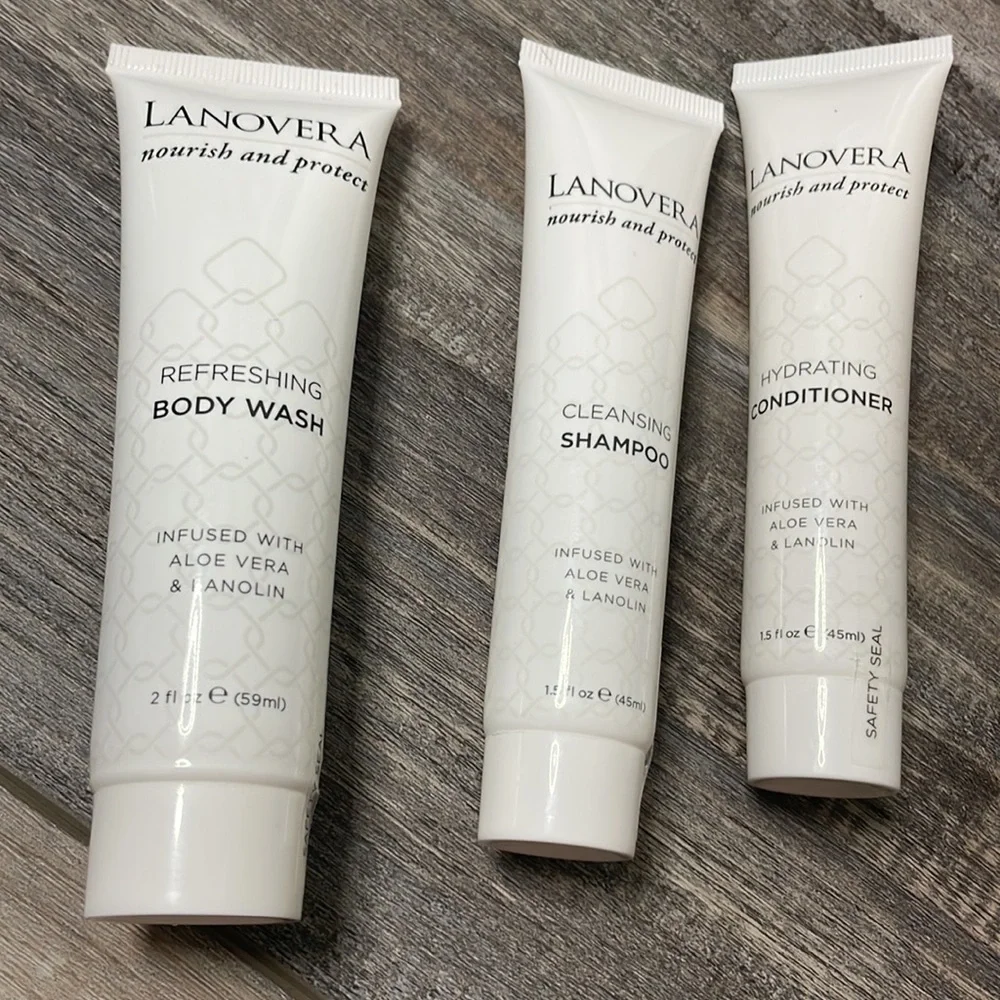 Lanovera travel set